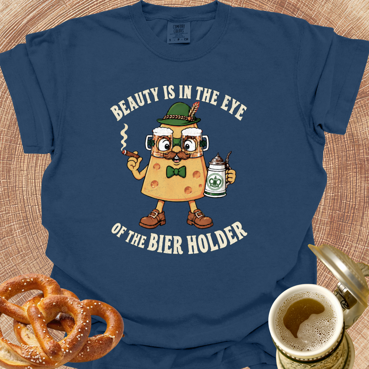 Beauty is in the Eye of the Bier Holder T‑Shirt