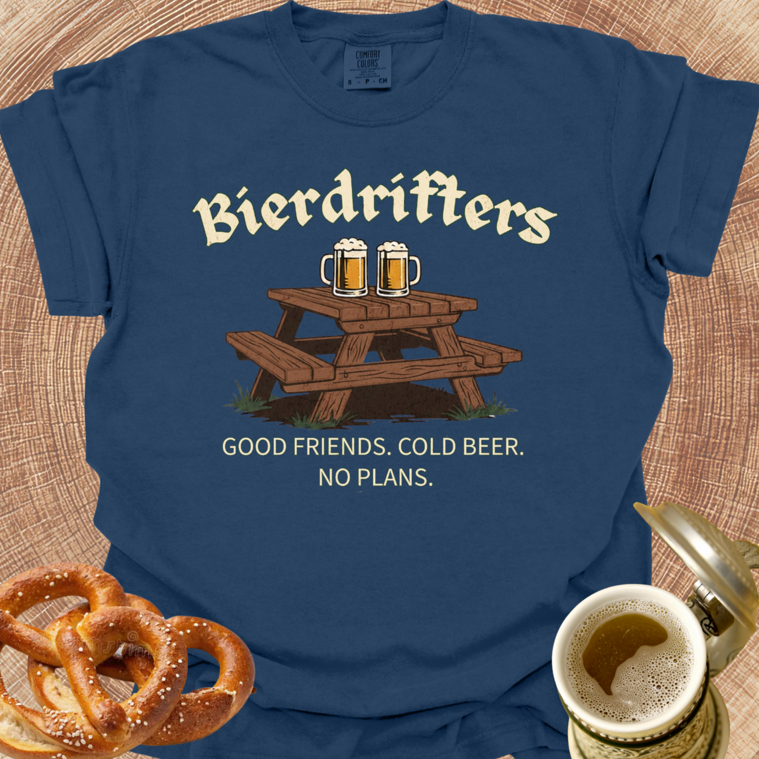 Good Friends. Cold Beer. No Plans. T‑Shirt