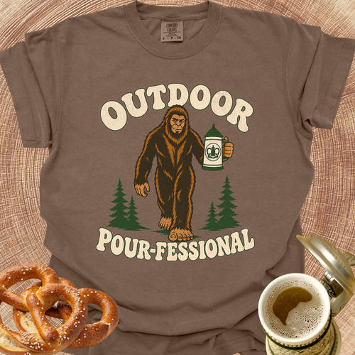 Bierfoot Outdoor Pour-fessional T‑Shirt